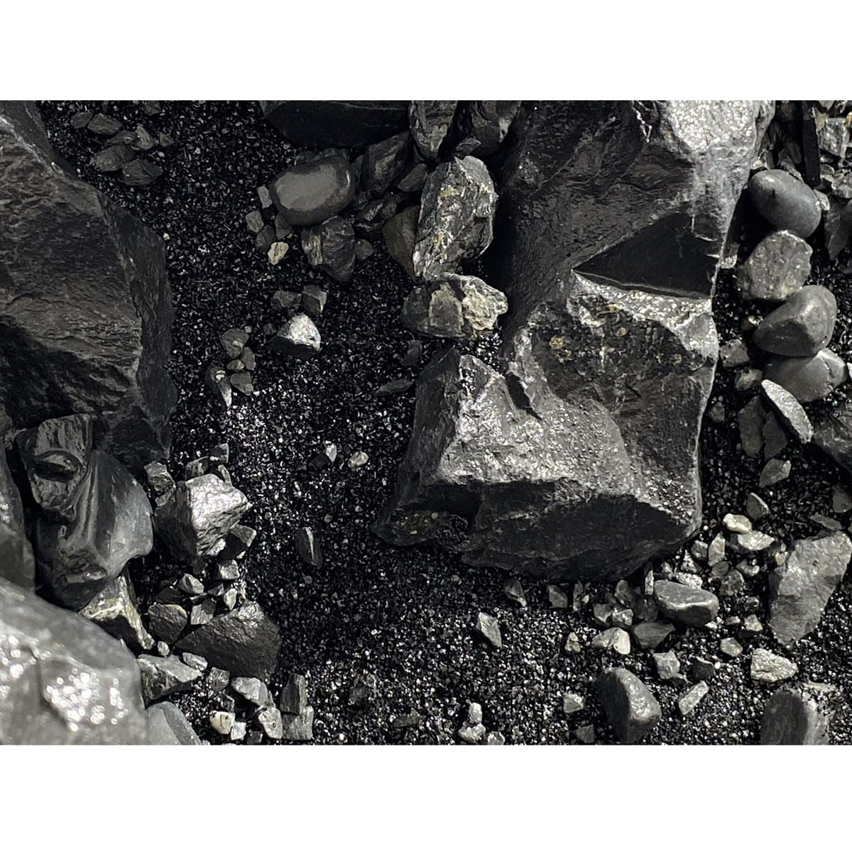 Fluval Black Basalt Stone Rock Aquarium Fish Tank Aquascaper Mega Kit