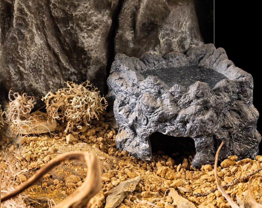 Exo Terra Moisture Ceramic Corner Reptile Home
