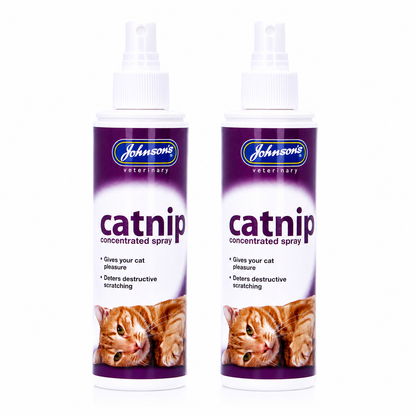 Johnsons Catnip Spray for Cats Natural Cat Mint Oil Toy Scratching Post
